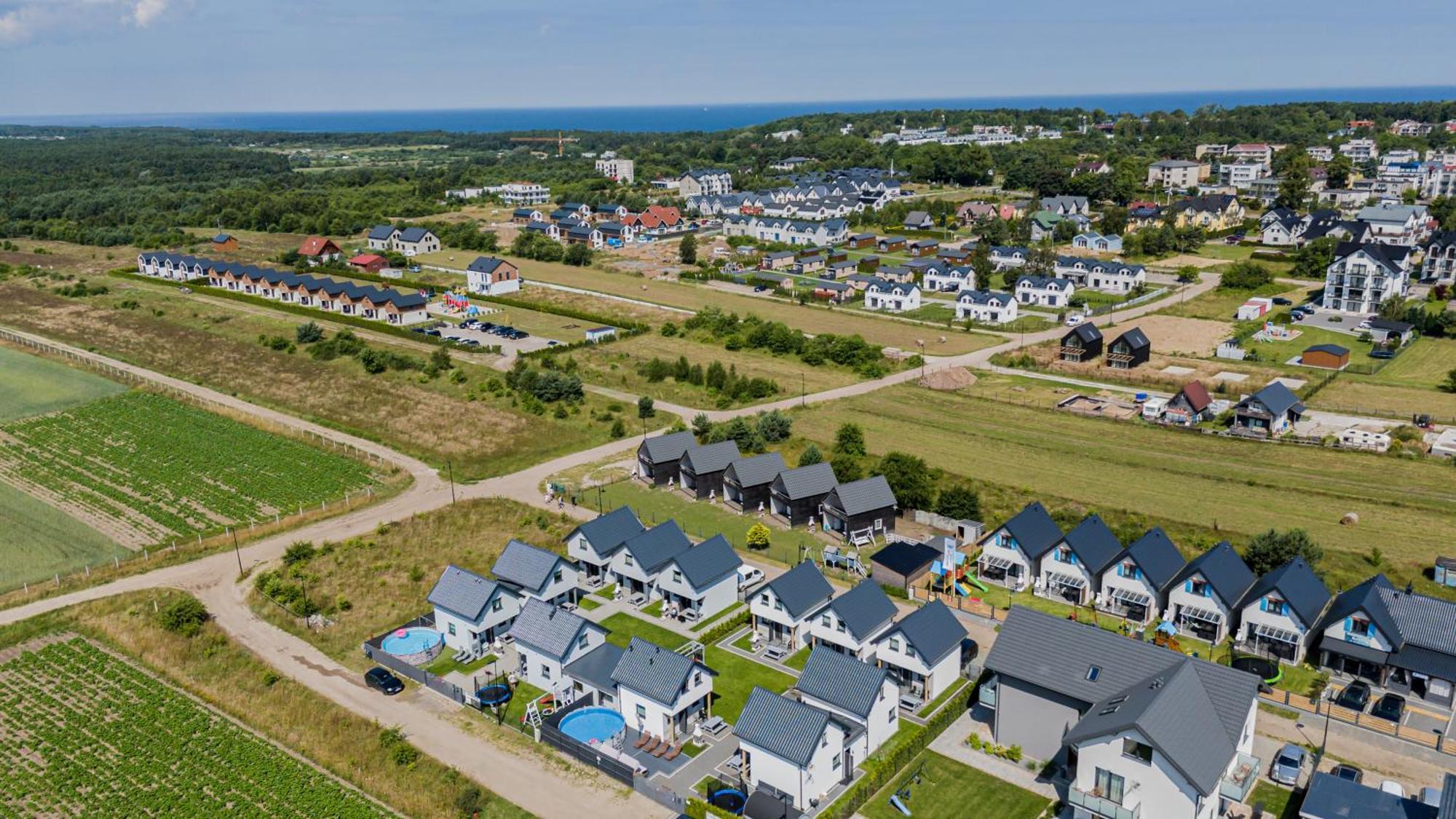 Domki Lesne Zacisze - Domki Z Basenem Jastrzębia Góra Exterior foto